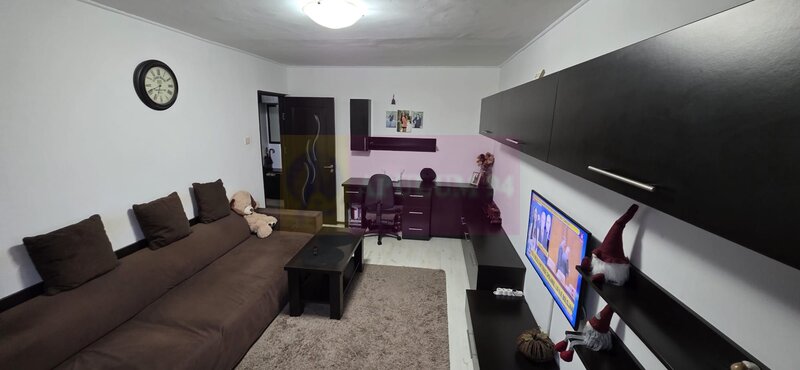 Apartament cu 2 camere de vanzare in Campina, zona Central