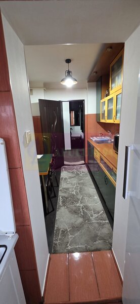 Apartament cu 2 camere de vanzare in Campina, zona Central